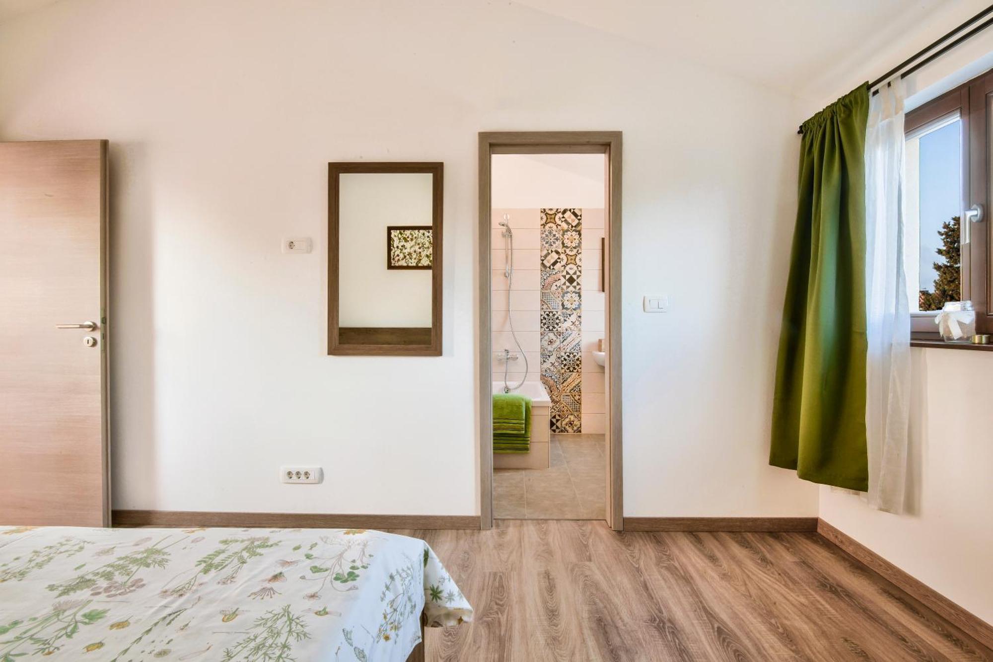 Apartments Tiny Garden Medulin Zewnętrze zdjęcie